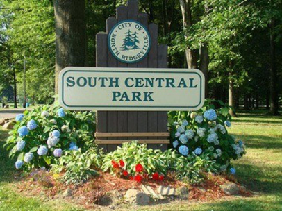 South Central Park Sign